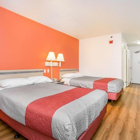Motel 6 Minneapolis Airport - Mall Of America Eksteriør bilde