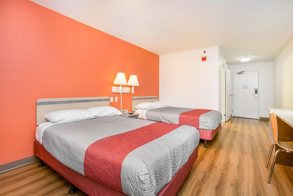 Motel 6 Minneapolis Airport - Mall Of America Eksteriør bilde