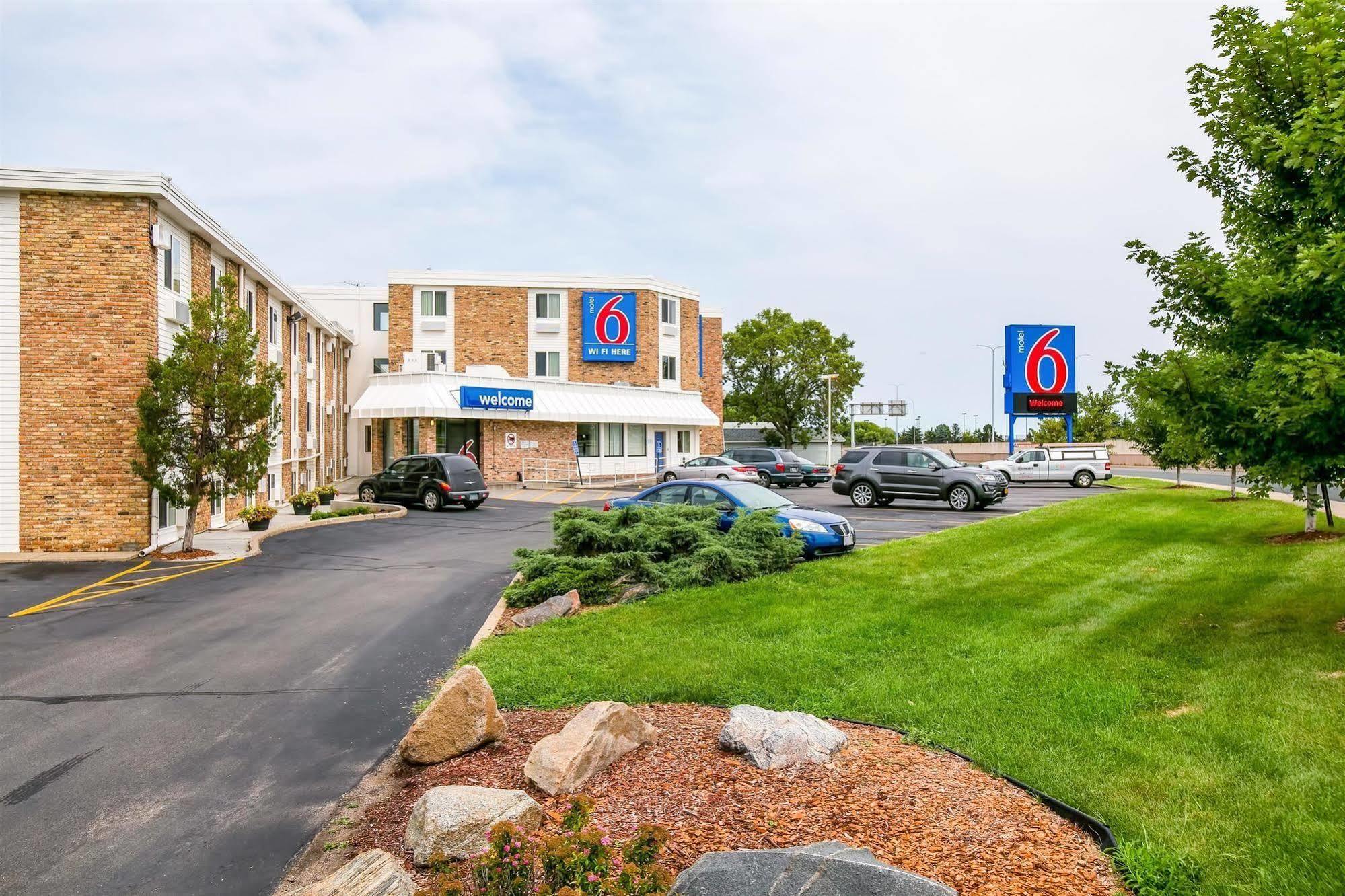 Motel 6 Minneapolis Airport - Mall Of America Eksteriør bilde