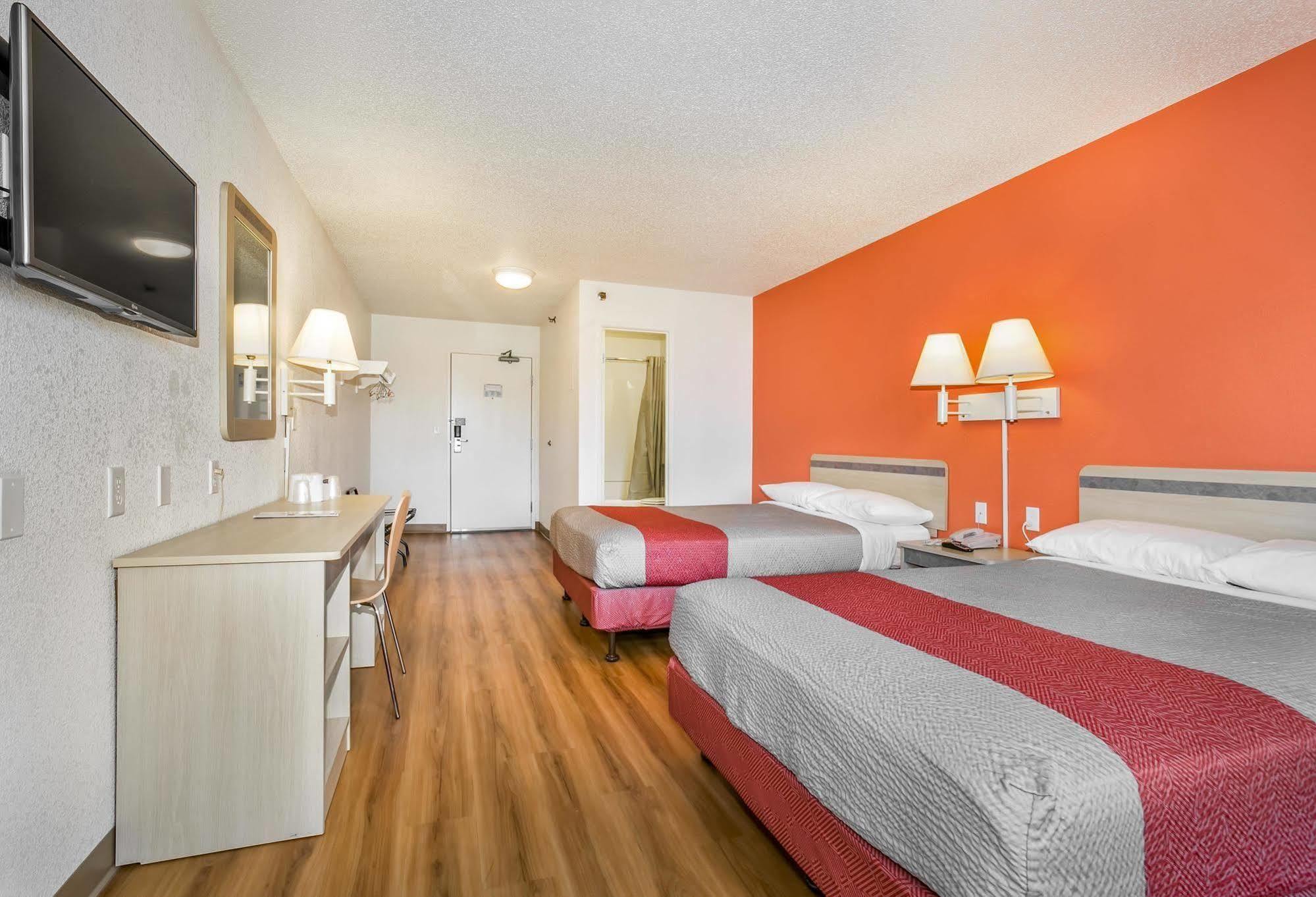Motel 6 Minneapolis Airport - Mall Of America Eksteriør bilde