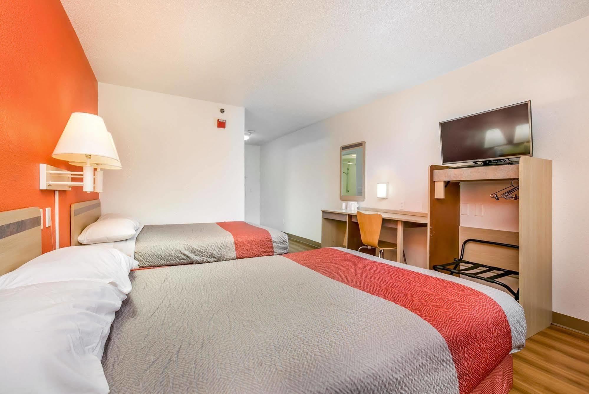 Motel 6 Minneapolis Airport - Mall Of America Eksteriør bilde
